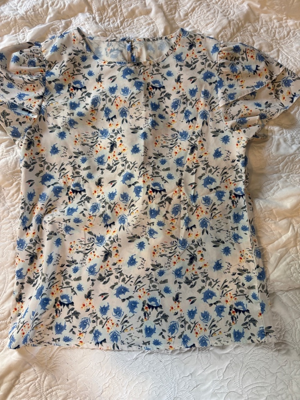 Floral Puff-Sleeve Women's Top - Blue Floral on Cream